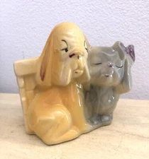 Vintage Shawnee Pair Puppy Dogs Planter USA 611