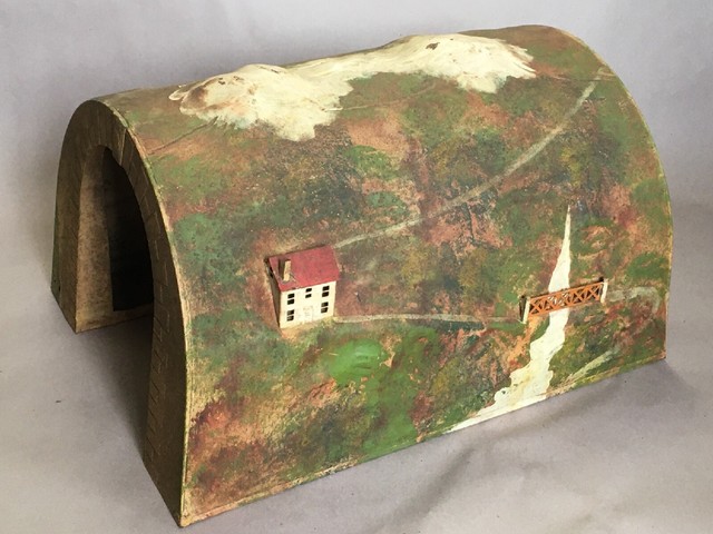 lionel train tunnel mountain