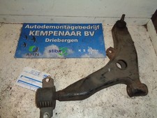Triangle de suspension Mitsubishi COLT