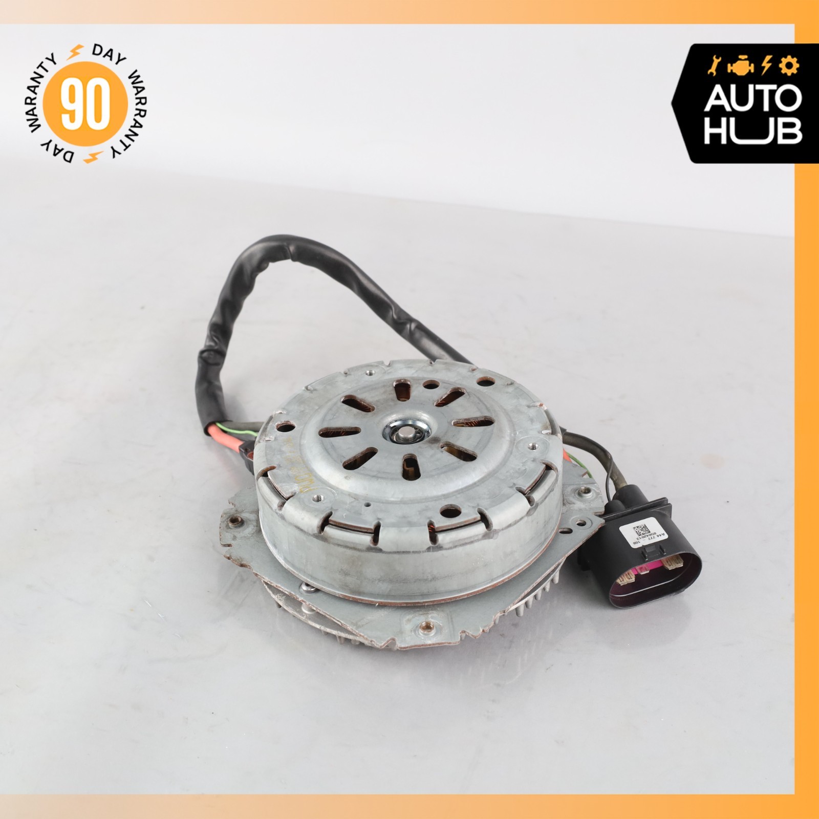 13-18 Bentley Flying Spur GTC / S8 4.0L V8 Left Radiator Cooling Fan Motor OEM