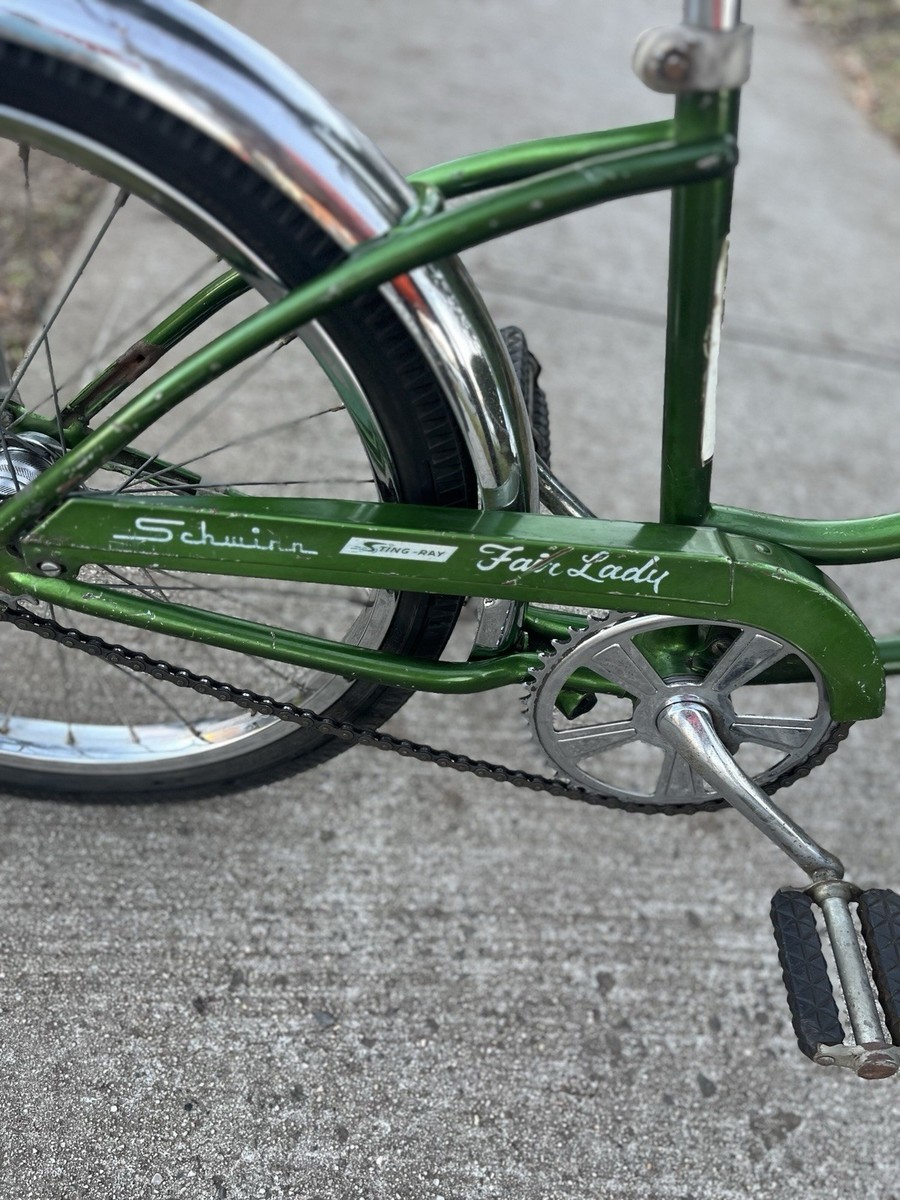 1970 Schwinn Sting-Ray Fair Lady Flower Banana Seat All Original