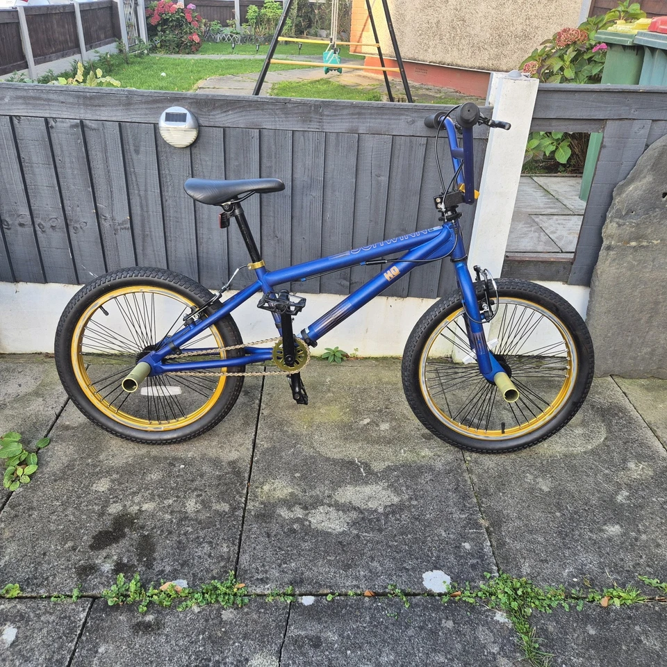 Schwinn Ko 20" BMX Blue and Gold Wheels Free coaster Trick Bike Gyro Brake - Image 2 of 4