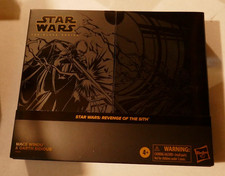HASBRO NYCC 2025 STAR WARS THE BLACK SERIES MACE WINDU & DARTH SIDIOUS IN-HAND
