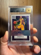 2017-18 Panini Status Elite Signatures Kobe Bryant AUTO #ES-1 BGS 9 Auto 10