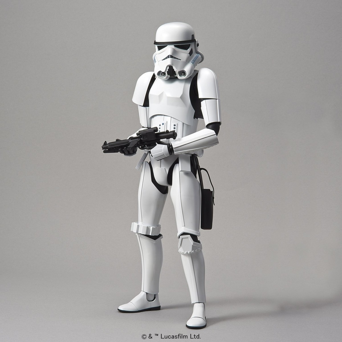 Bandai 1/6 Star Wars Stormtrooper Plastic Model Kit 2333773 for