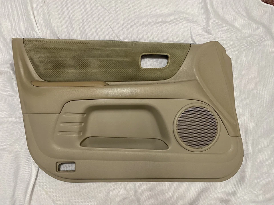 Paneles interiores delanteros traseros originales Lexus IS300 2001-2005 beige tostado Foto 4 de 4