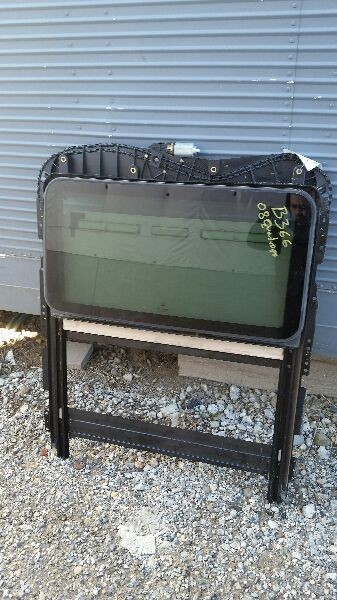 2008 MASERATI QUATTROPORTE SUNROOF Roof Glass 278153