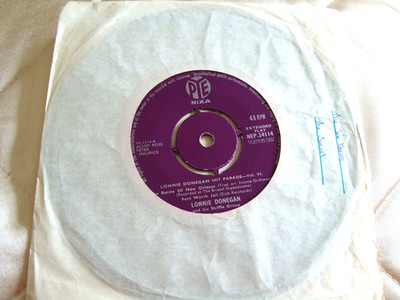 LONNIE DONEGAN HIT PARADE VOL VI       VINYL 7'' EP     Pye NEP 24114