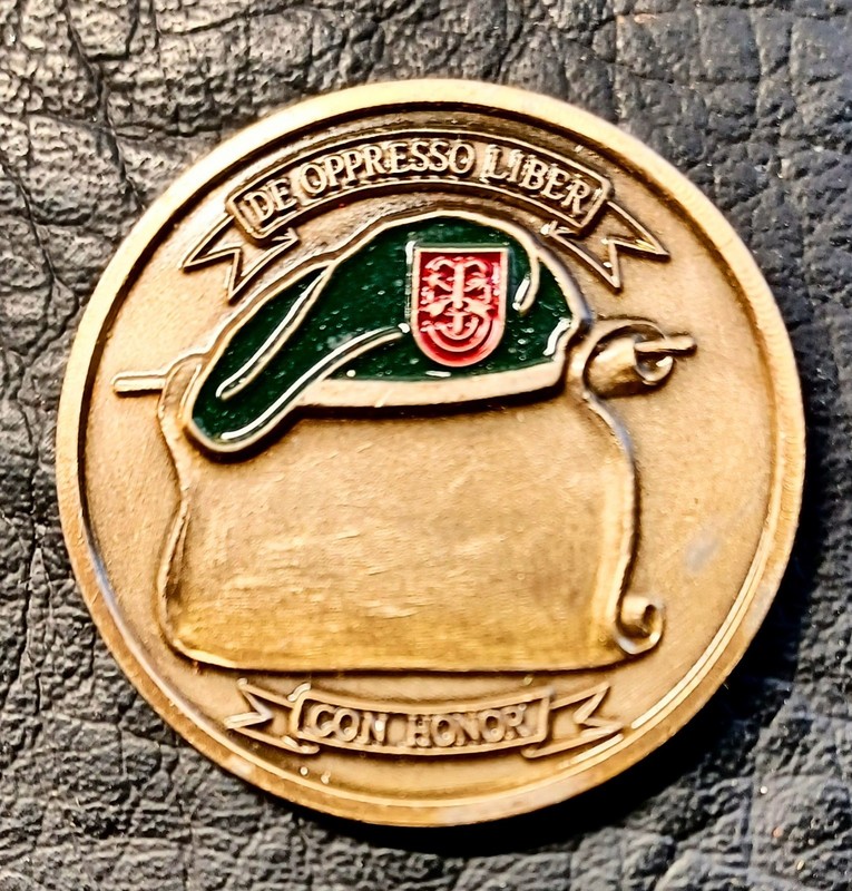 Army Ranger Green Beret SFG Special Forces Grp De Oppresso Liber Challenge Coin