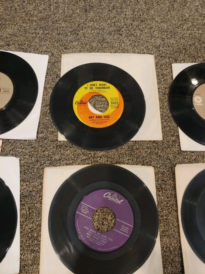 Lot Of 10 Nat King Cole 45 RPM - Image 3 of 4