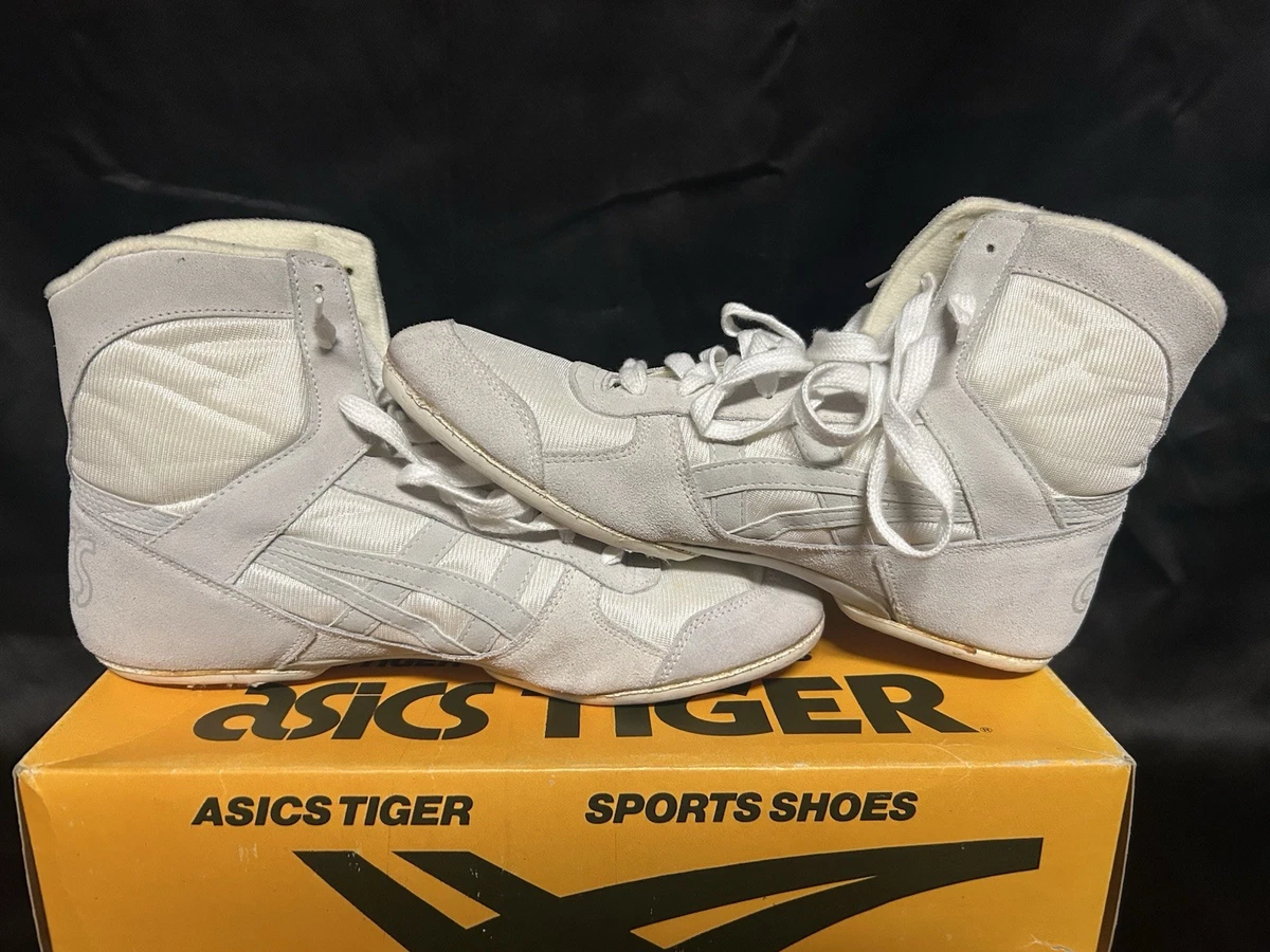 Preços baixos em Tênis de Luta ASICS Tiger em Calçados de Luta