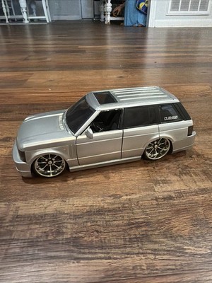 JADA Toys 1:24 2005 Land Range Rover EURO SPEC DUB CITY die-cast model Silver