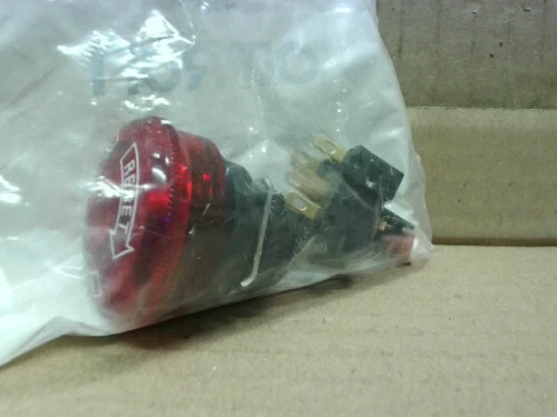 Las placas de distribución y panel eléctrico Omron