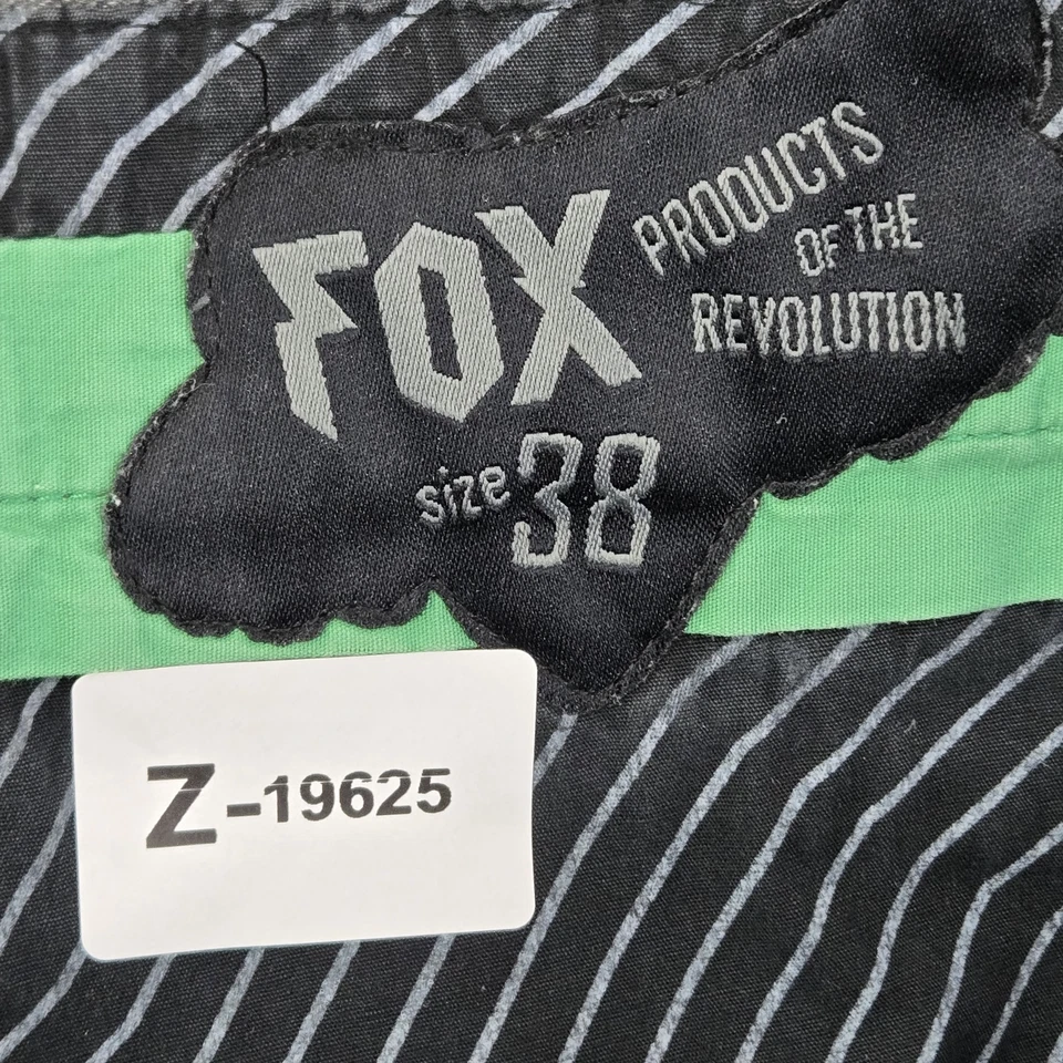 Fox 男式短裤 38 灰色条纹口袋高腰刺绣 11 英寸内缝休闲 — 第 2/4 张图片