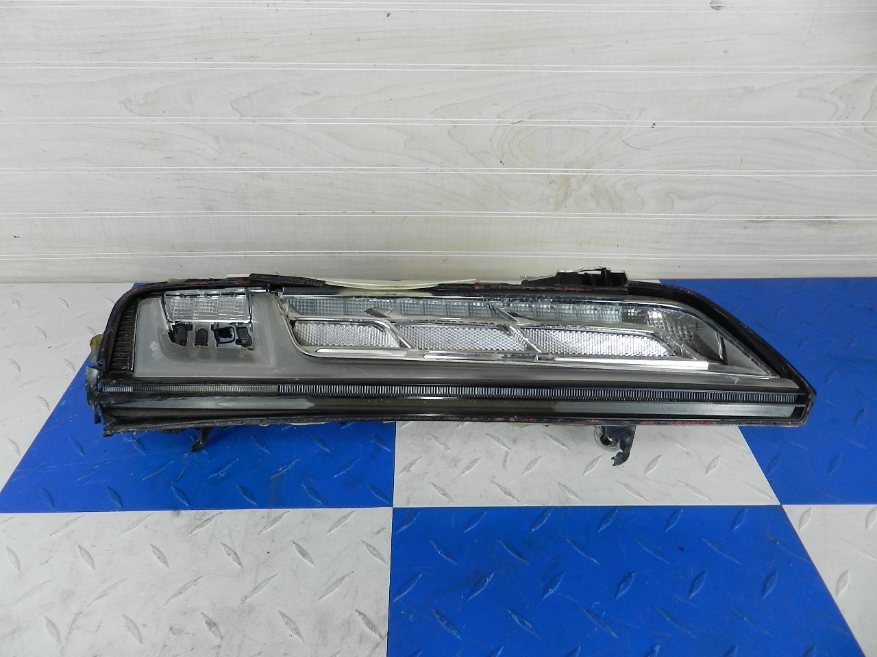 2017-2022 Audi R8  OEM LH Driver Tail Light Assembly **FOR PARTS** P/N 4S0945095