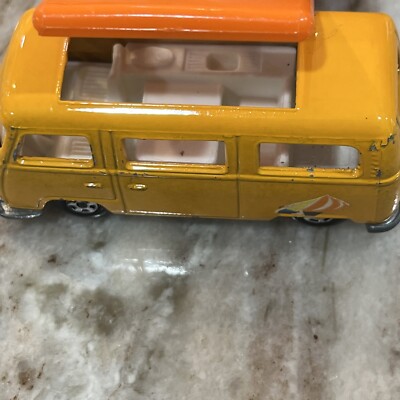 イギリスSuperfast製　 23番　フォルクスワーゲン　CAMPER イギリスSuperfast製 23番 フォルクスワーゲン CAMPER Matchbox