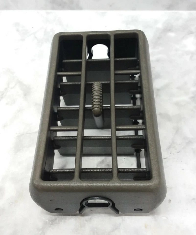 Ford F150 F250 F350 1998-2005 tablero ventilación aire pasajero lado exterior gris oscuro Foto 2 de 4