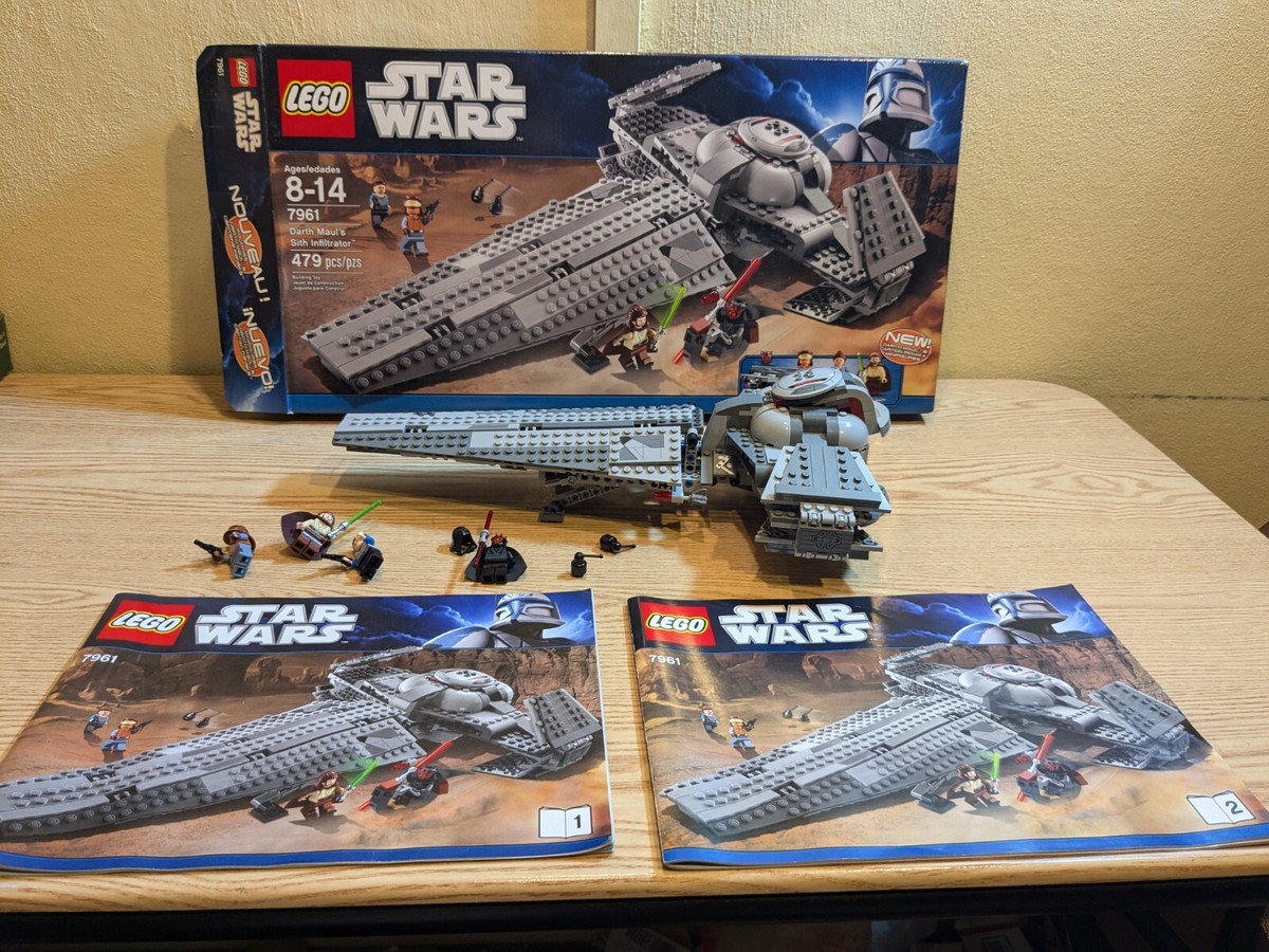 Lego 7961 Star Wars Darth Maul's Sith Infiltrator Complete with Box