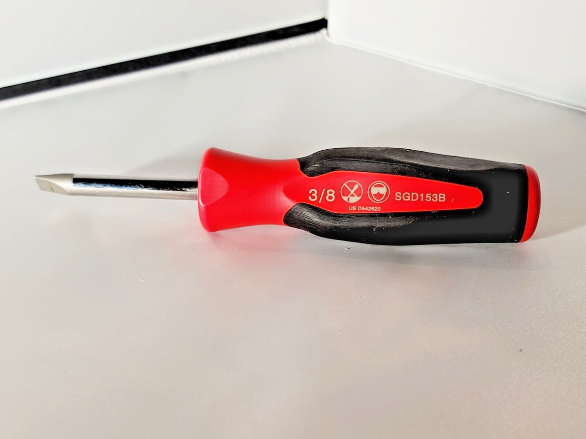 Snap-on Large Marine Aircraft Plug FLAT Slot Screwdriver RED Snap-on Large Marine Aircraft Plug FLAT Slot Screwdriver RED