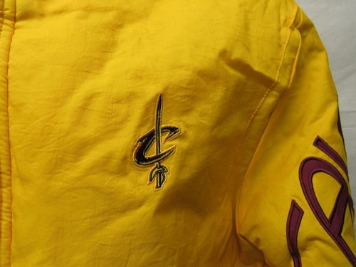 New Cleveland Cavaliers Mens Size S Small Starter Yellow Red Jacket Coat - 第 3/12 張圖片