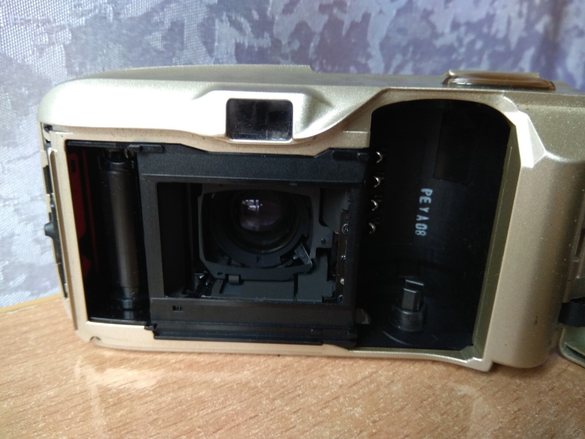RARE Vintage Camera 35mm large aperture Camera Olympus Mju