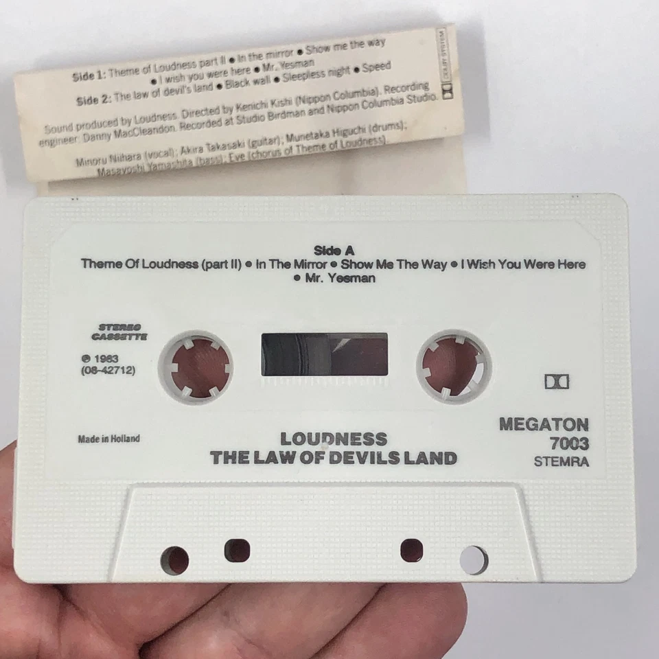 LOUDNESS THE LAW OF DEVIL'S LAND Cassette Tape 1983 Rock Metal Rare Foto 2 de 4