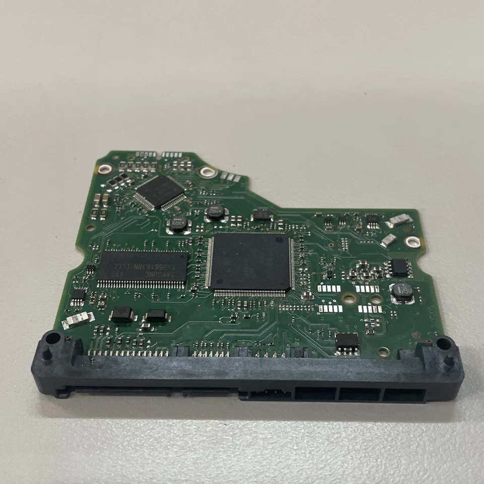 Seagate ST3750525AS 3.5" 750 GB SATA HDD PCB Board 100574451 REV B FW HP64 - Image 2 of 4