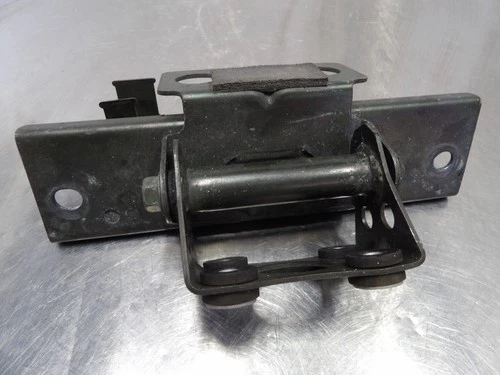 BRACKET, TANK