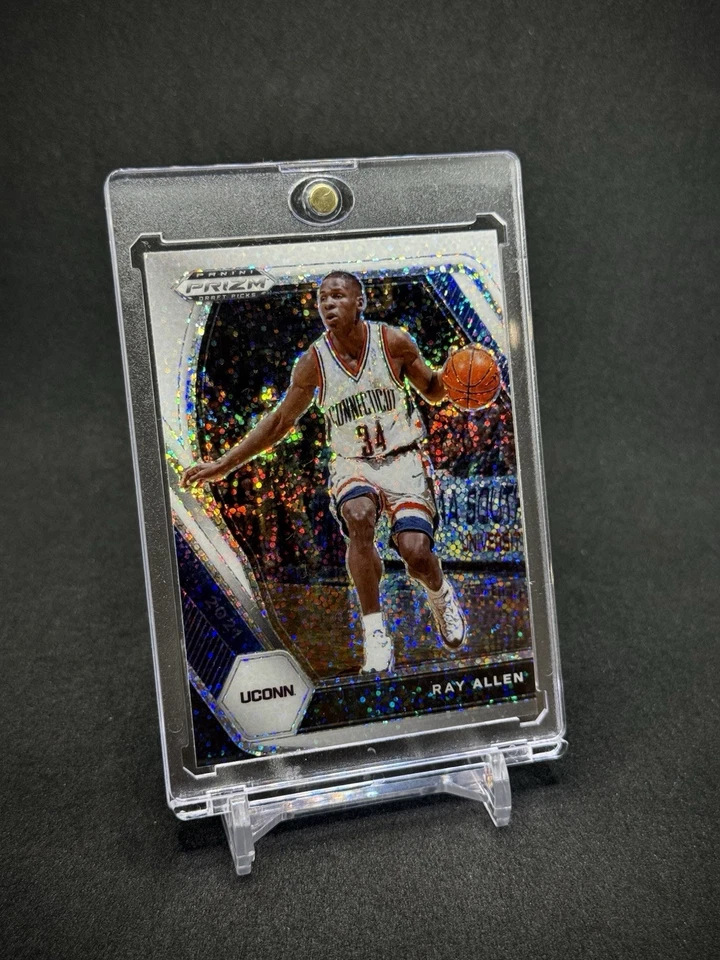 Ray Allen 2021-22 Panini Prizm White Sparkle Prizm SSP HOF Foto 2 de 3