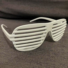 KANYE GLOW IN THE DARK SUPER RARE PROMOTIONAL GLASSES