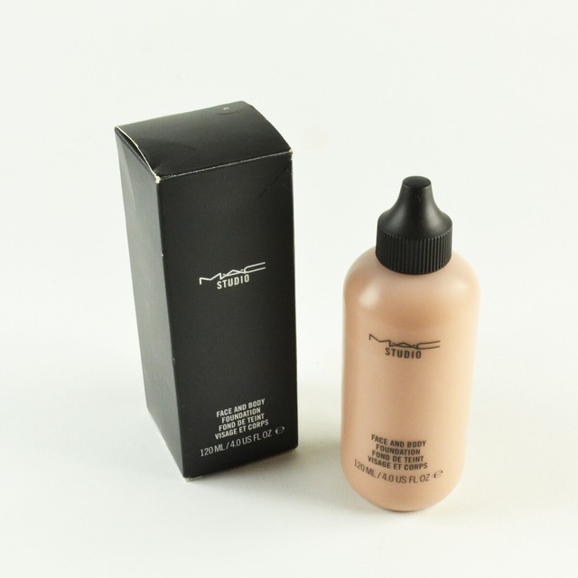Mac Studio Face And Body Foundation 120 Ml
