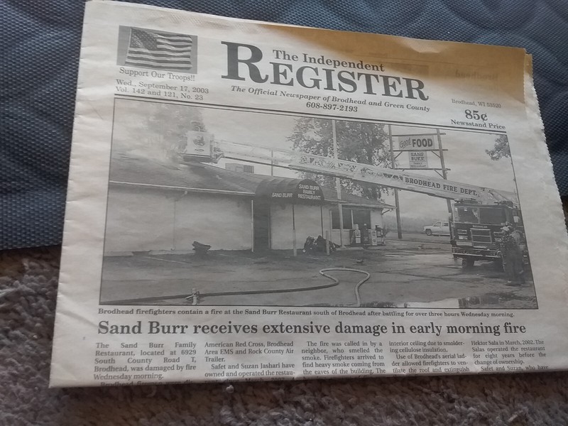BRODHEAD GREEN COUNTY WISCONSIN NEWSPAPER 2003 FIRE OF SAND BURR RESTAURANT