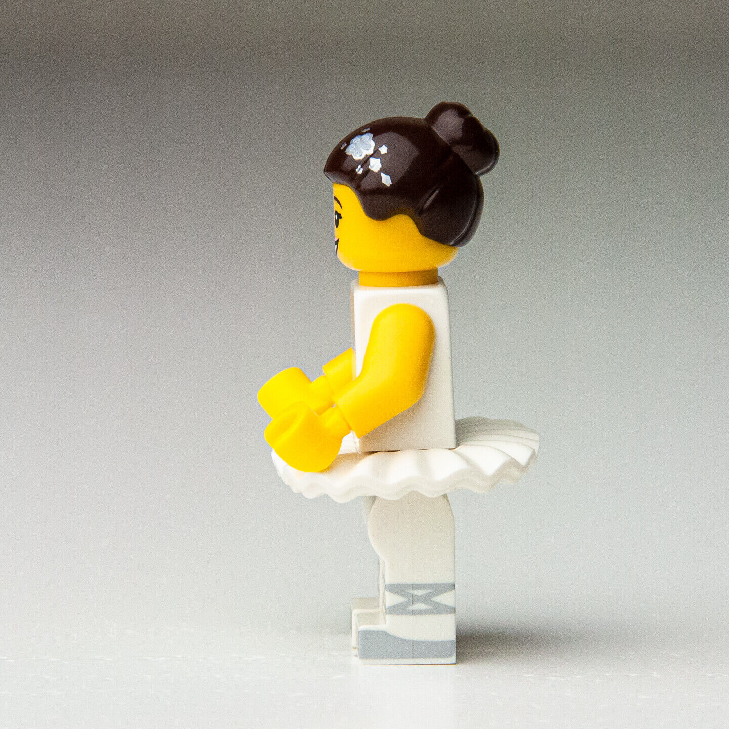 LEGO 71011 Minifigures SERIES 15 BALLERINA #10 SEALED Minifigs Ballet  Dancer gal