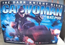 MOEBIUS #938 "THE DARK KNIGHT RISES" CATWOMAN with BAT-POD 1/18 SCALE
