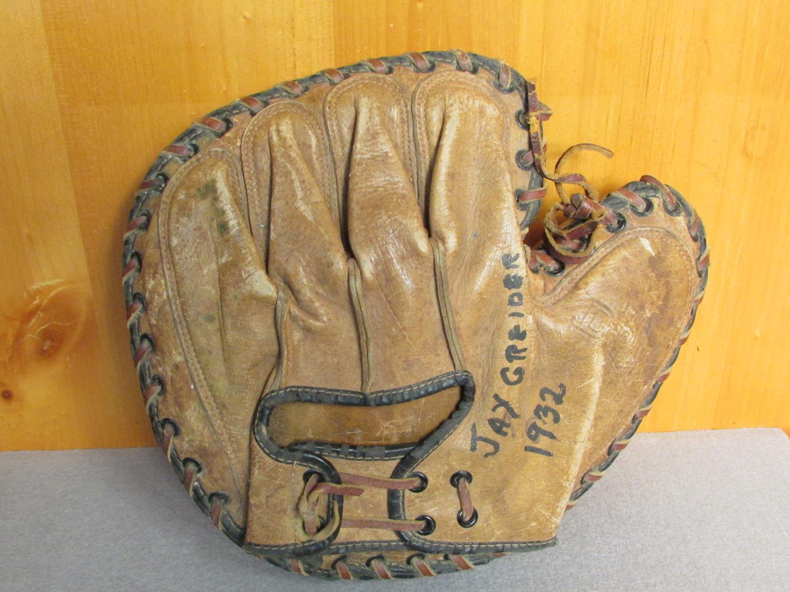 Vintage 1940s Draper Maynard D&M Baseball Glove Gordon Phelps Catchers