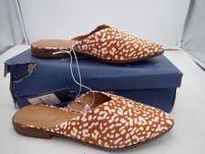 Womens Universal Thread Brown Lana Flats Mules Sizes 7 and 9.5 New
