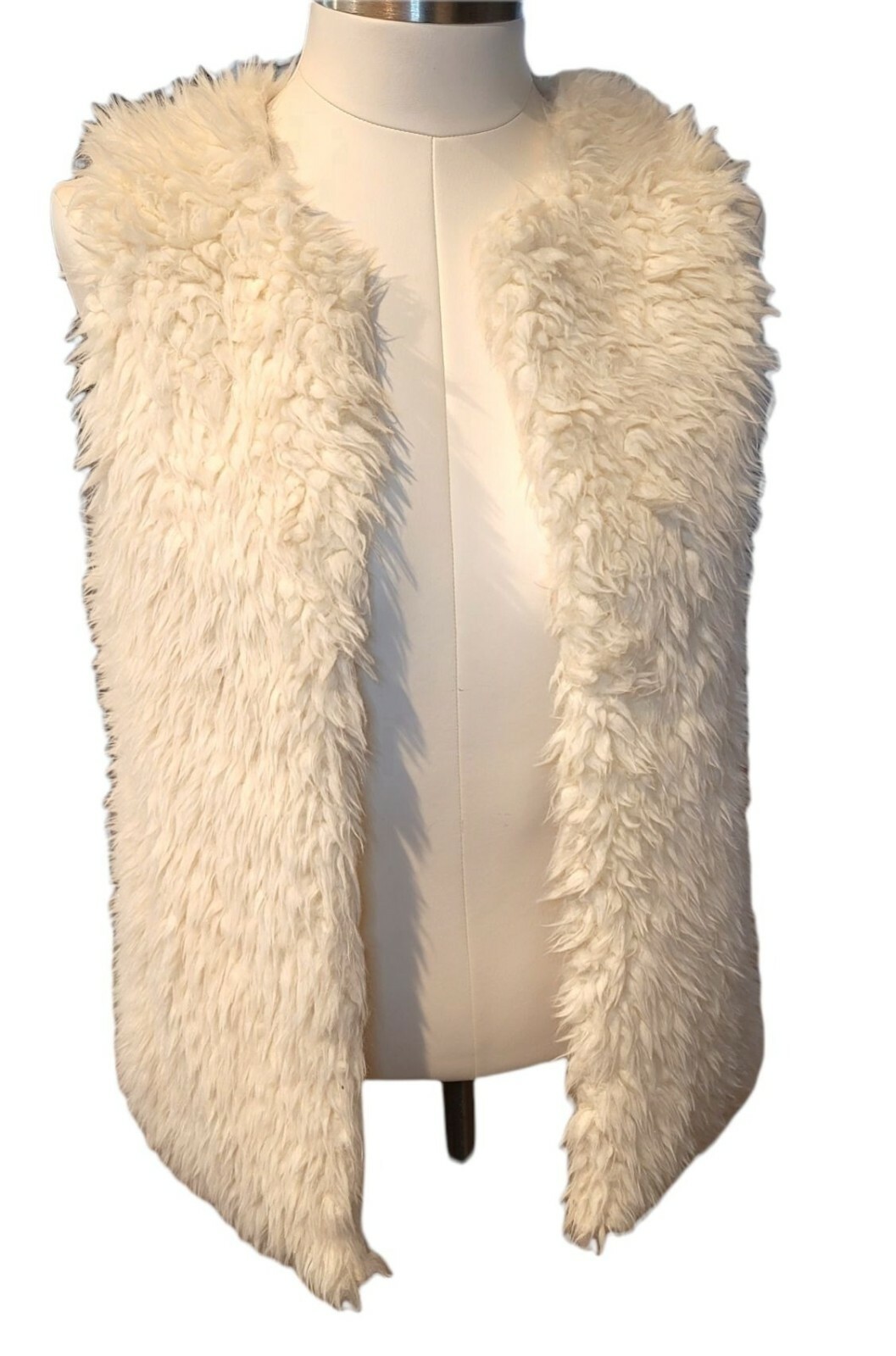 Charlotte Russe White Faux Fur Vest 