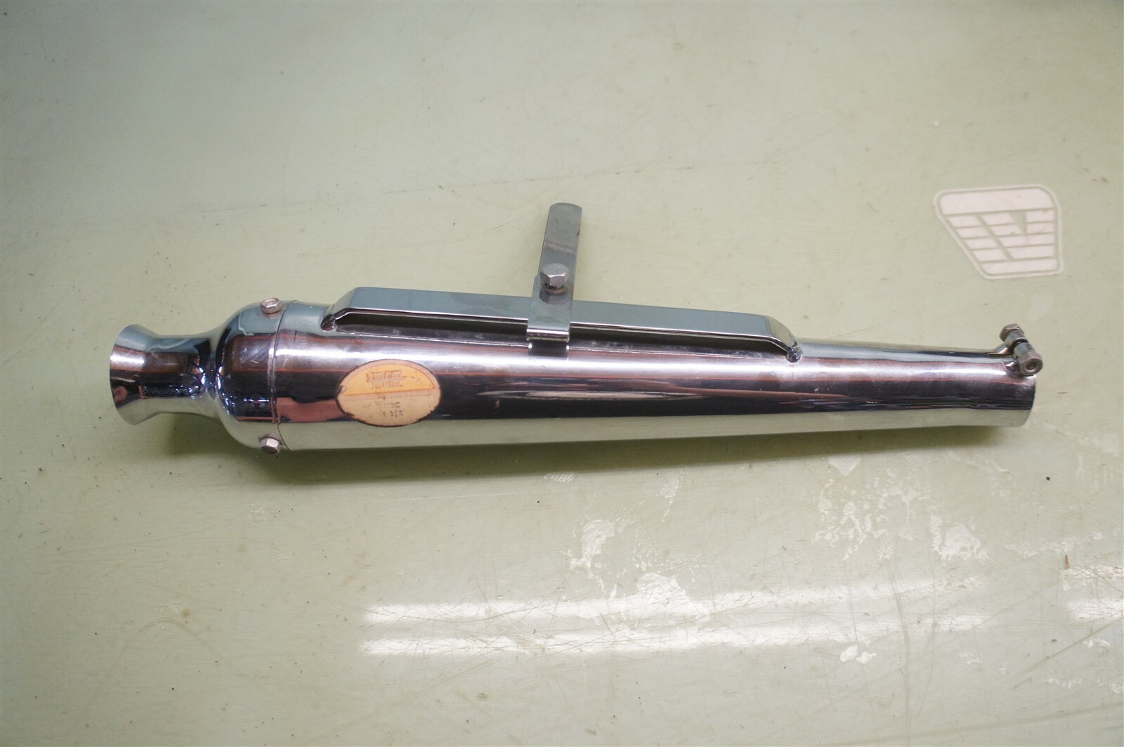 MCM Cocktail Shaker Exhaust Pipe Muffler Triumph BSA Honda 1 1/2 *2505