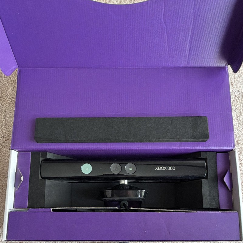 Microsoft Xbox 360 Kinect Motion Sensor Bar Wired Black Model with box