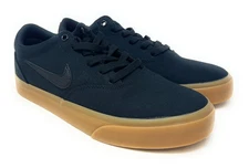 Mens Nike SB Charge CNVS Size 7.5 (Black/Gum)