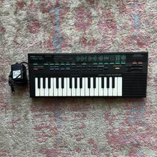 Yamaha PortaSound VSS-30 Digital Voice Sampler Keyboard Vintage