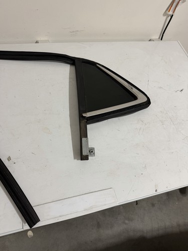 ✅ 2013-2022 Buick Encore Passenger Left Rear Door Vent Glass Window OEM