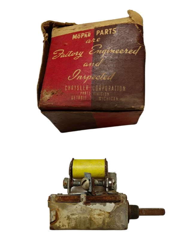 Interruptor de control de temperatura de calefacción Chrysler New Yorker 1940-1941 861489 NOS. Foto 2 de 4