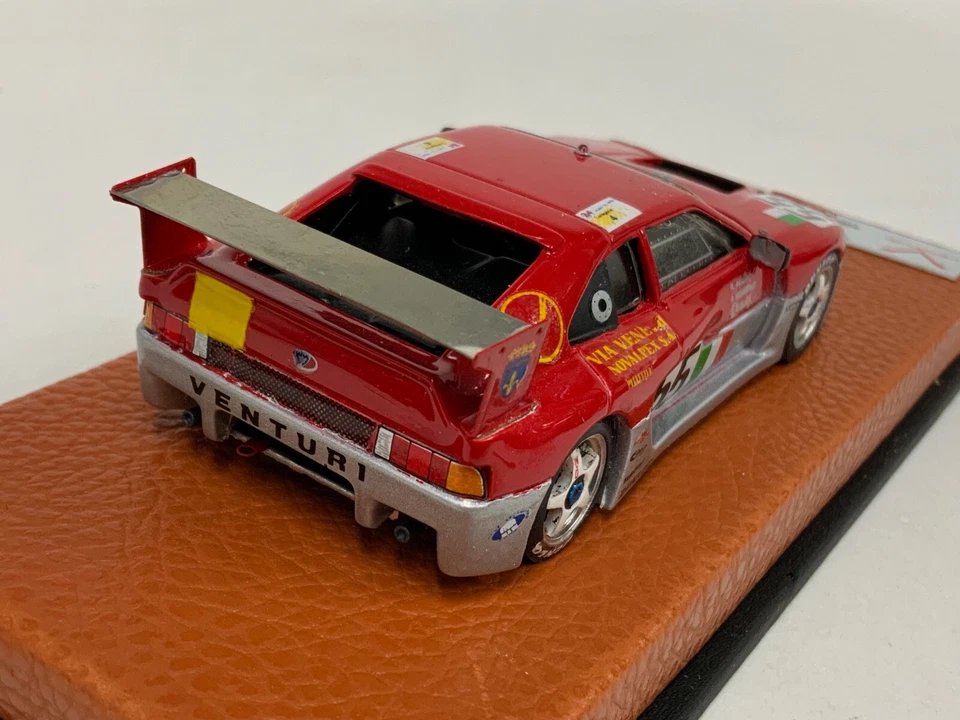1/43 Provenza Moulage Venturi 500 de 1992 24 Horas Le Mans Base de cuero TR298 Foto 4 de 4