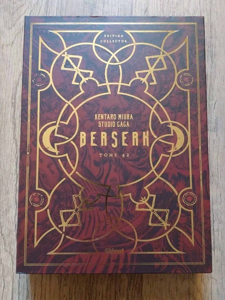 BERSERK Volume 42 Special Edition Manga With Tarot Cards, French Edition