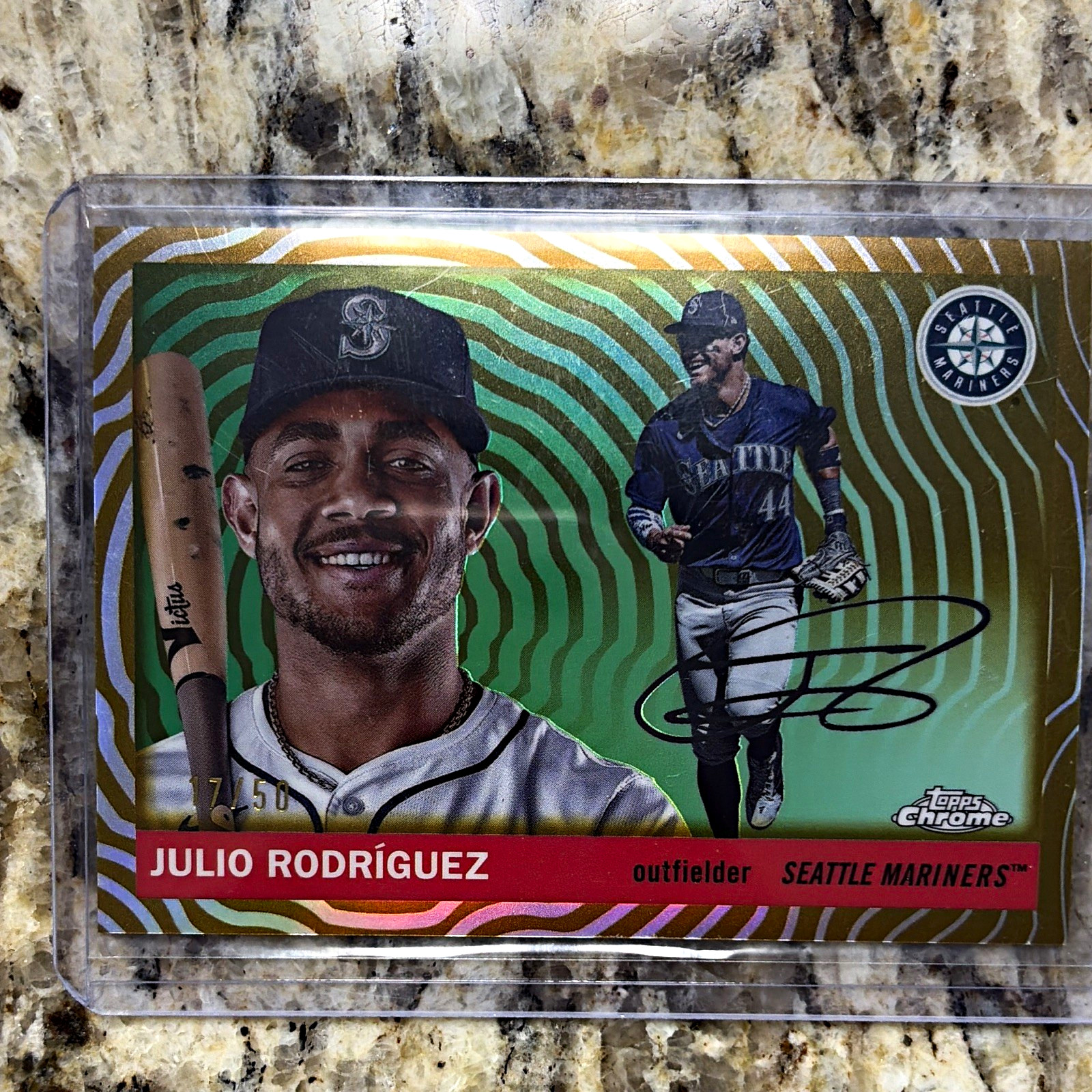 Topps 2025 Chrome Julio Rodríguez Seattle Mariners #179 Auto Parallel /50