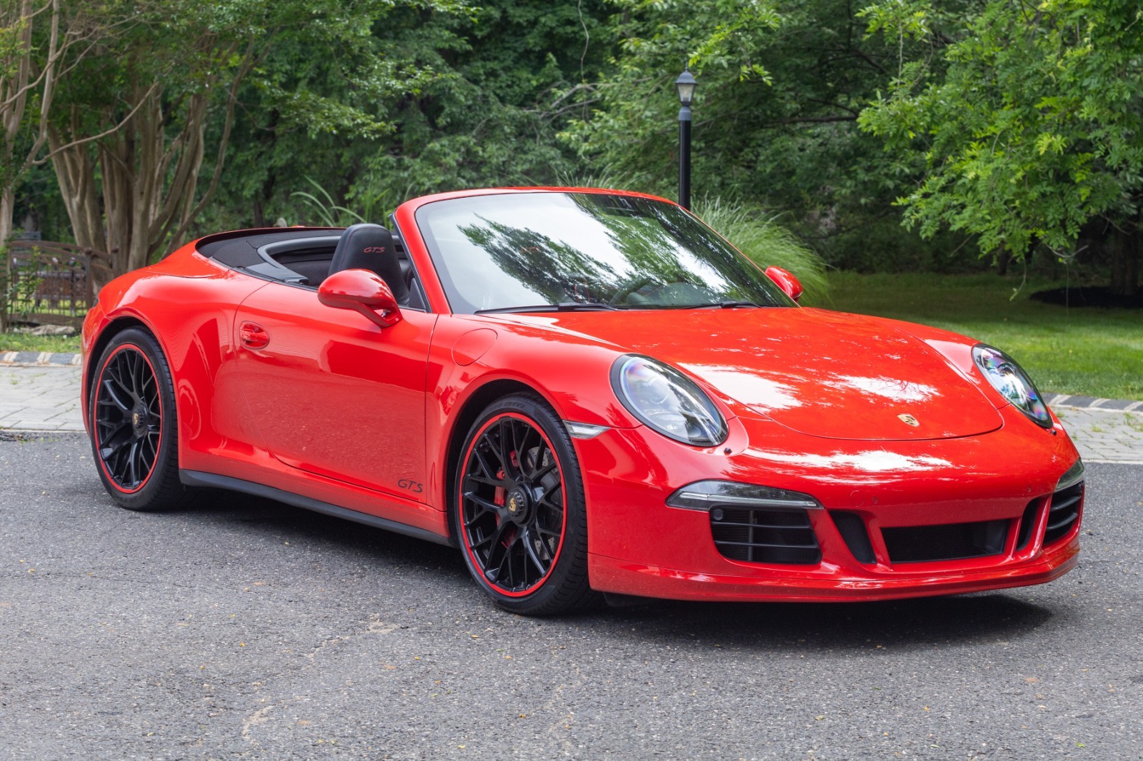 2016 Porsche 911 CARRERA GTS