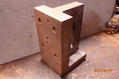 LOT LX12: SMALL THICK HEAVY ANGLE PLATE MACHINIST JIG FIXTURE SETUP TOOLING