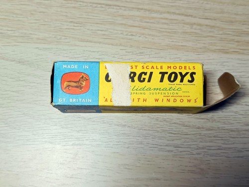 Corgi 235 Oldsmobile Super 88 *wit original box* - Picture 15 of 17