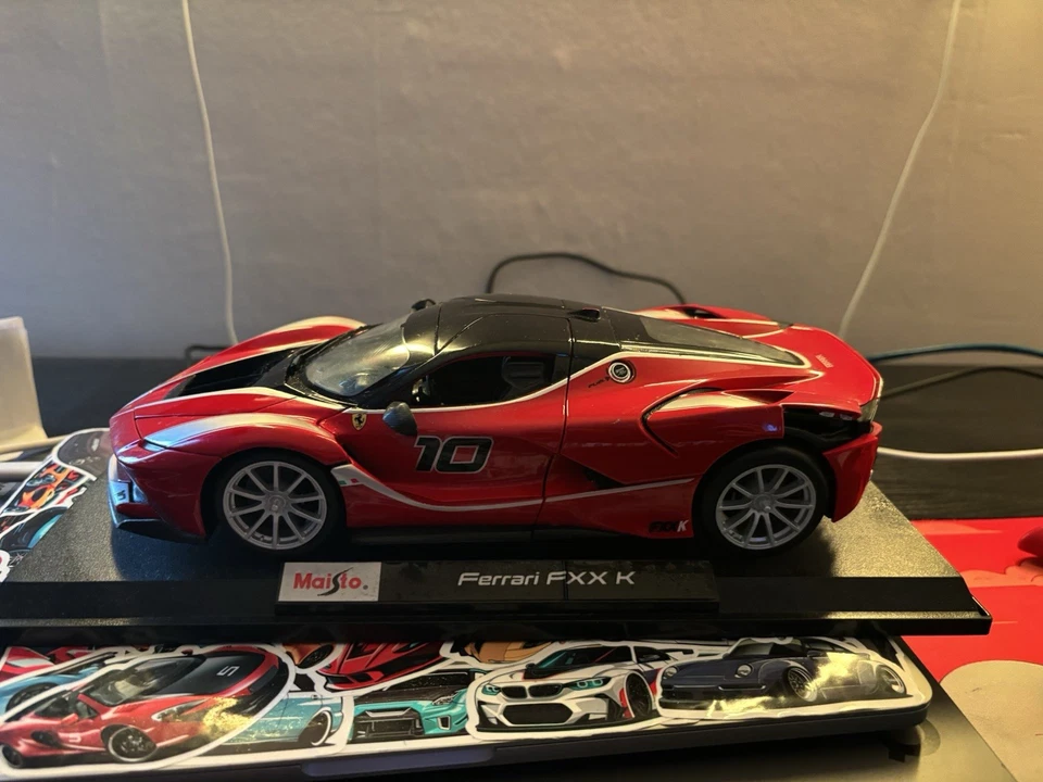 Литая модель Ferrari FXX K 1:18 - Изображение 3 из 4